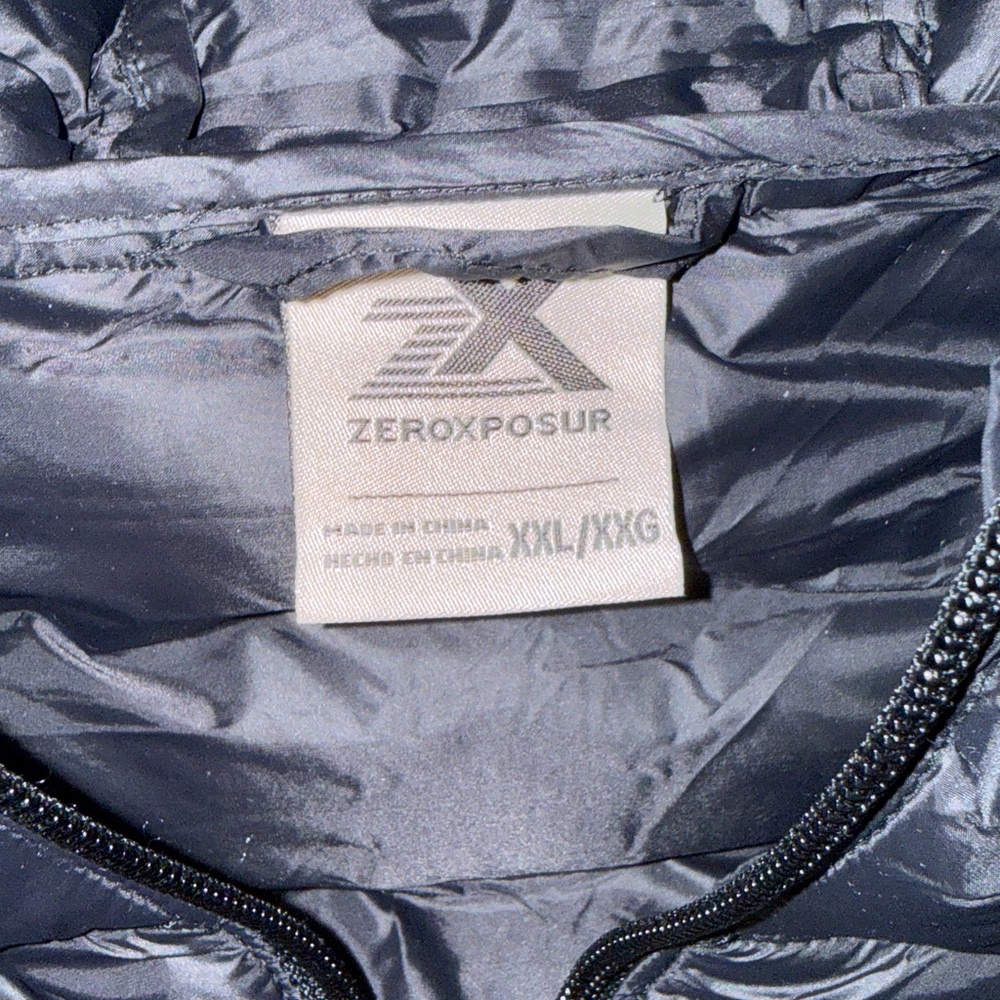 Women’s ZeroXposur Black Jacket - Picture 4 of 16